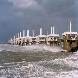 Oosterscheldedam_storm_Rens_Jacobs