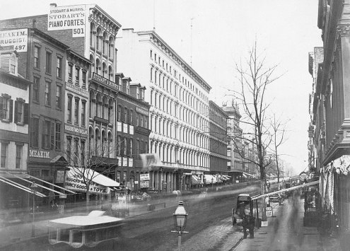 800px-Broadway,_looking_north_from_Broome_Street,_Manhattan_(circa_1853-1855)